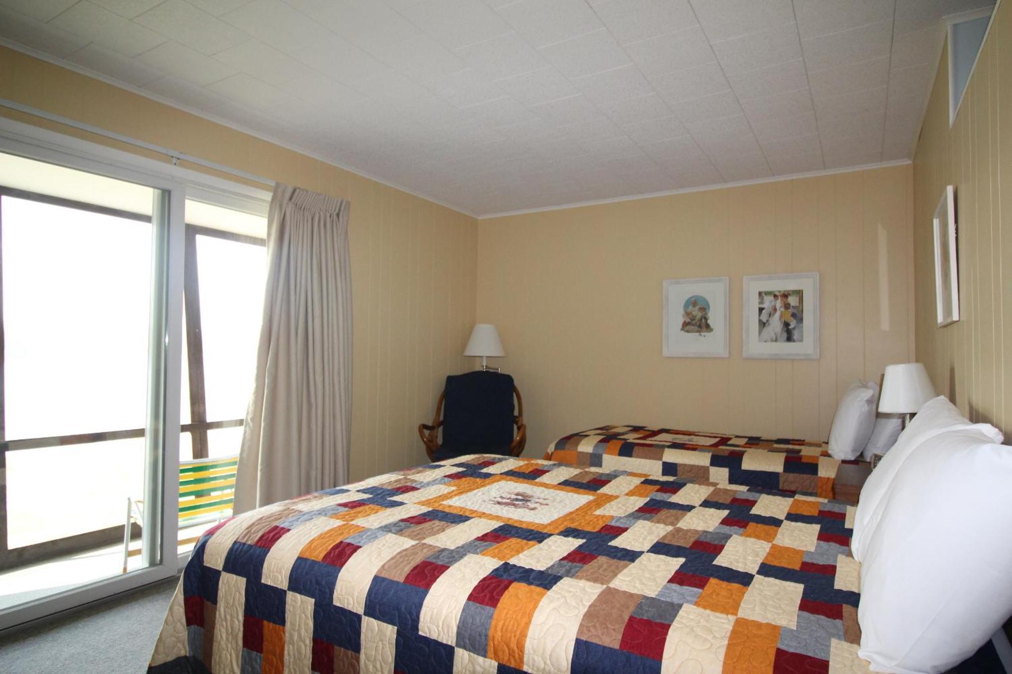 Sandy Point Motel Long Lake Esterno foto