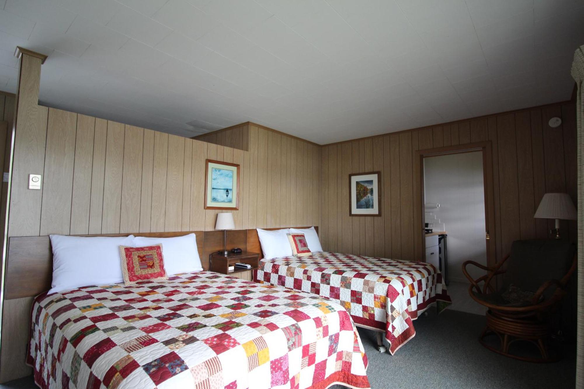 Sandy Point Motel Long Lake Esterno foto