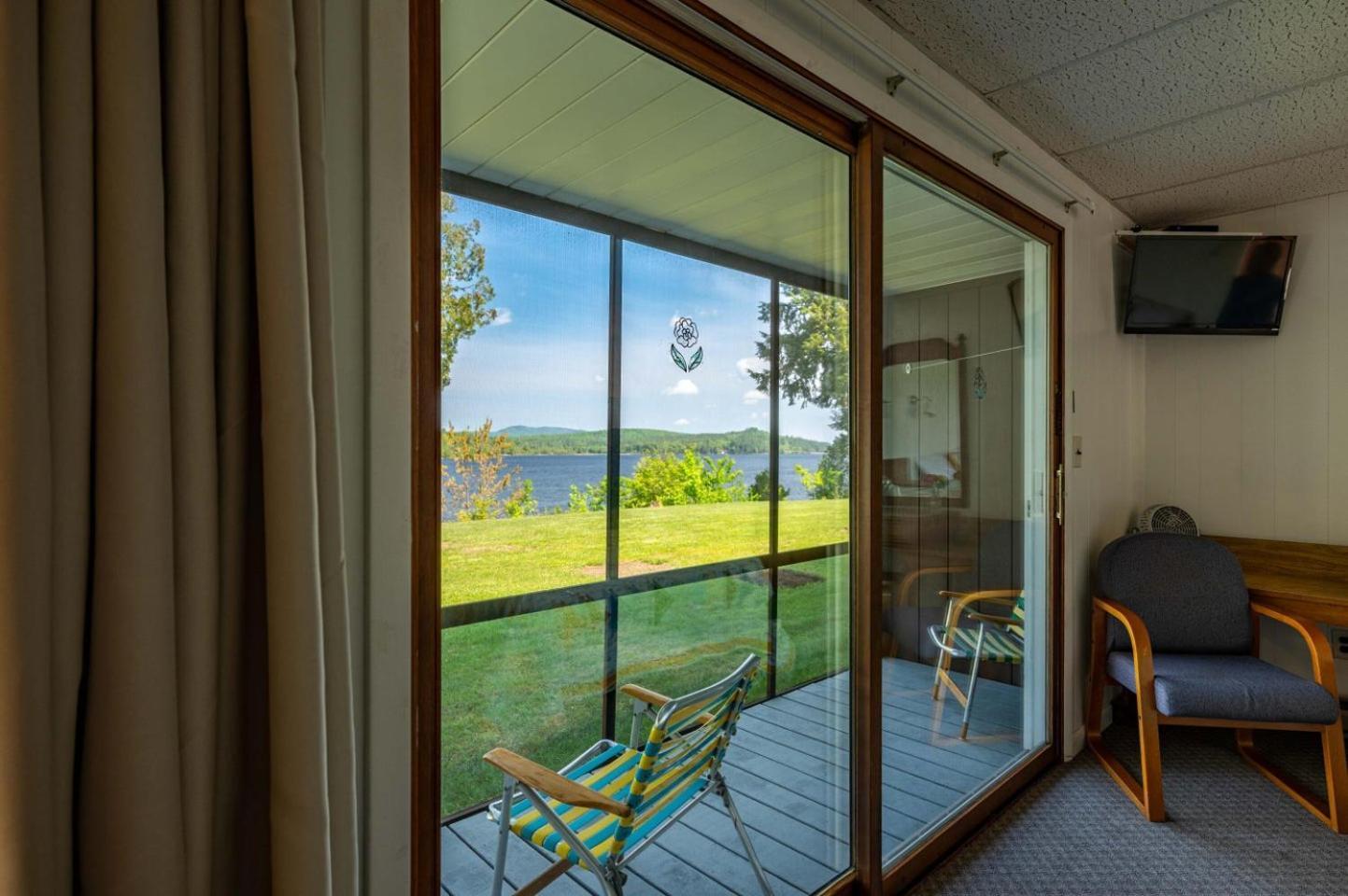 Sandy Point Motel Long Lake Esterno foto